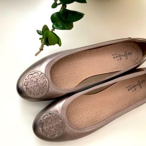 Clarks Metallic Flats size 10